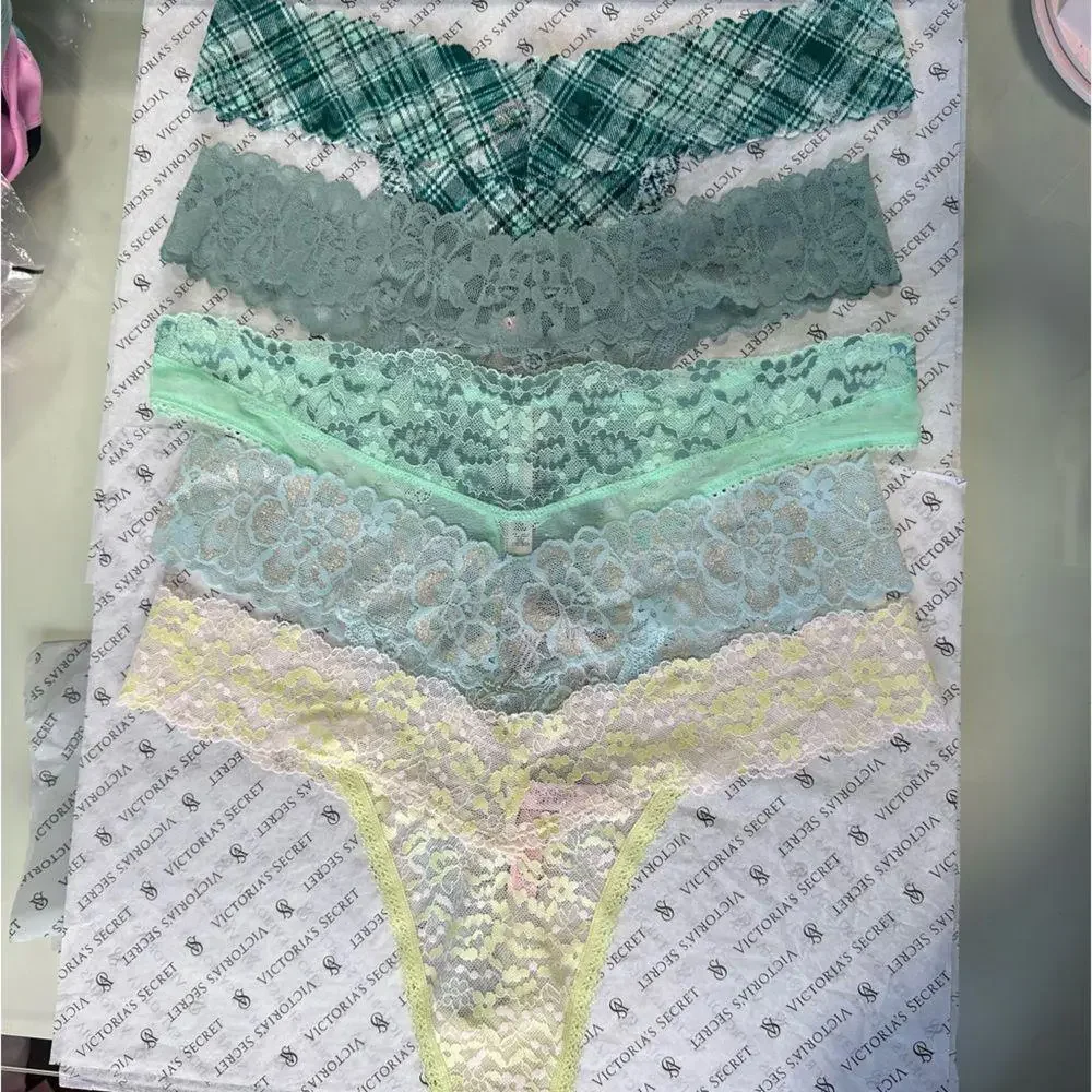 Victoria’s Secret Lace Thong Panties